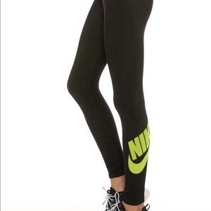 Looking for these nike leggings